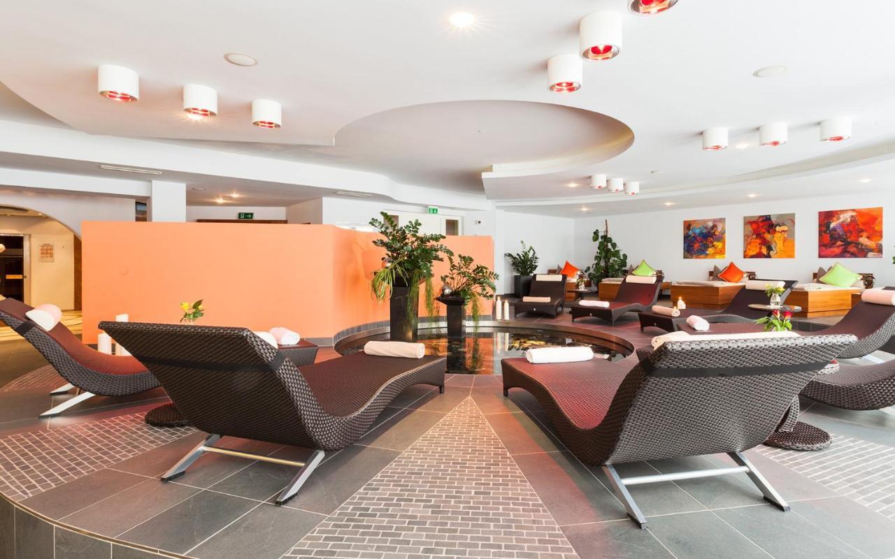 Aparthotel Hochland Gmbh Nauders Exterior photo