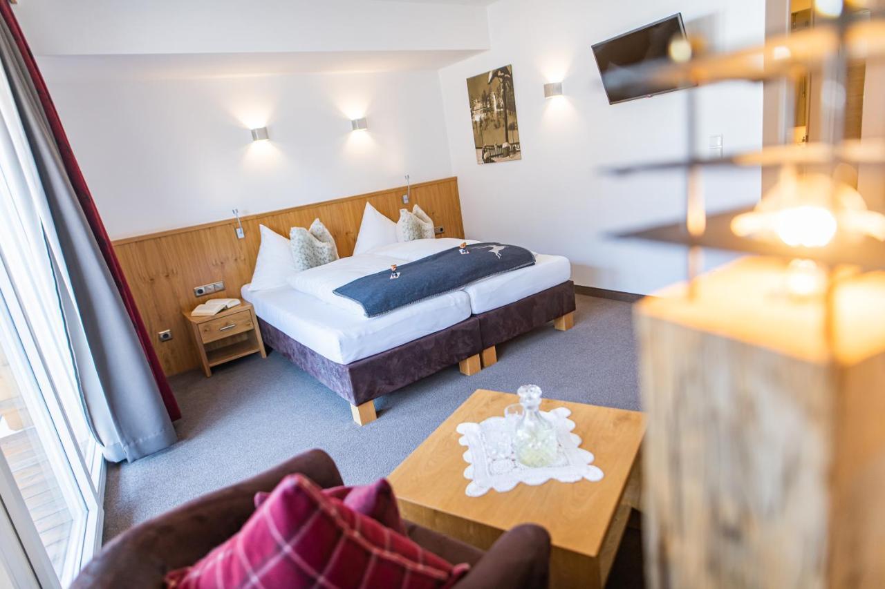 Aparthotel Hochland Gmbh Nauders Exterior photo